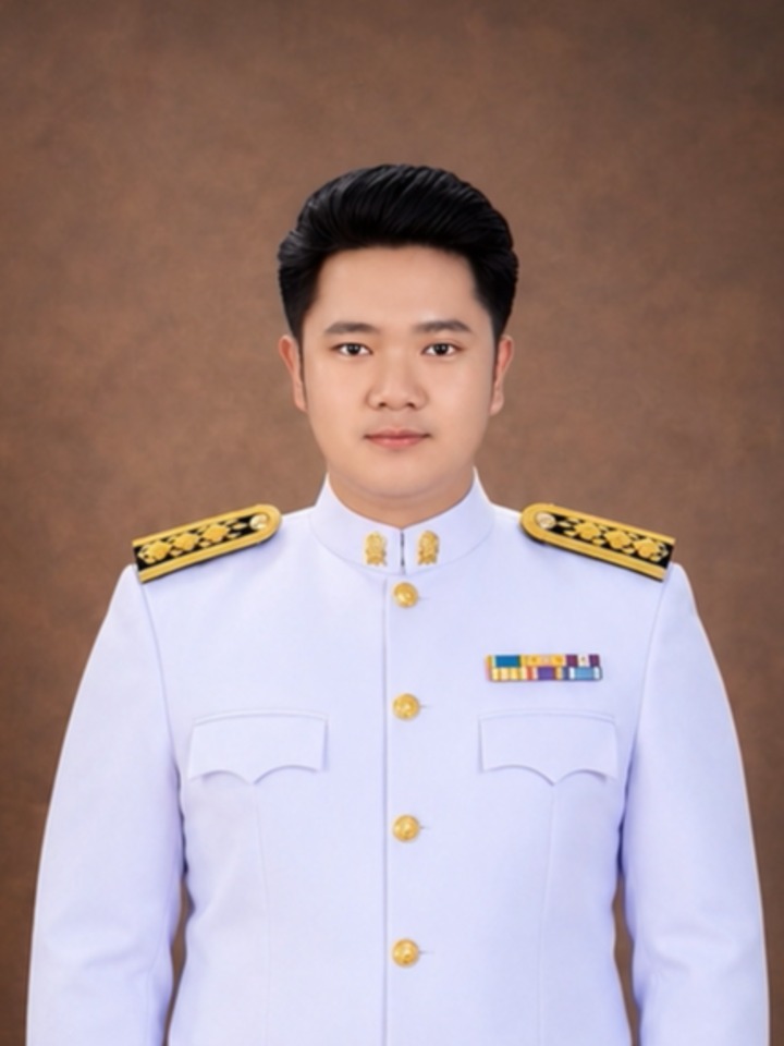 นายยศกร เชิงสะอาด